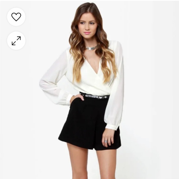 Classy Romper with open back - Picture 7 of 10